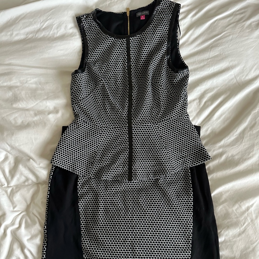 Vince Camuto Matching Set